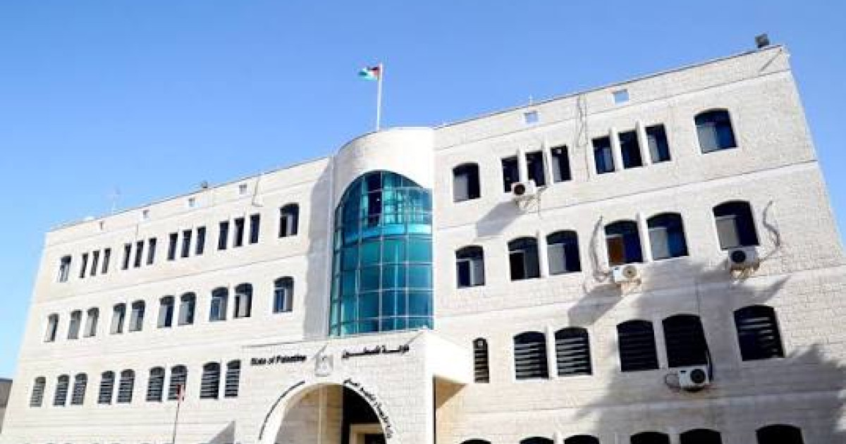 التربية والتعليم تصدر تنويهًا بشأن تمديد طلبات تسديد الأقساط الجامعية