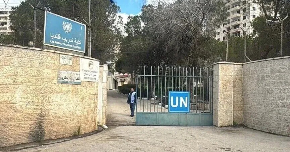 الاحتلال يواصل استيلاءه على معهد قلنديا بعد إخلائه