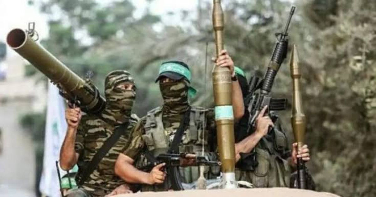 جيش الاحتلال يزعم استهداف قيادي بحركة "حماس" في دير البلح