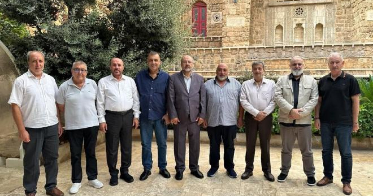 تفاصيل لقاء "حماس" بوفد من التيار الإصلاحي بحركة فتح في بيروت