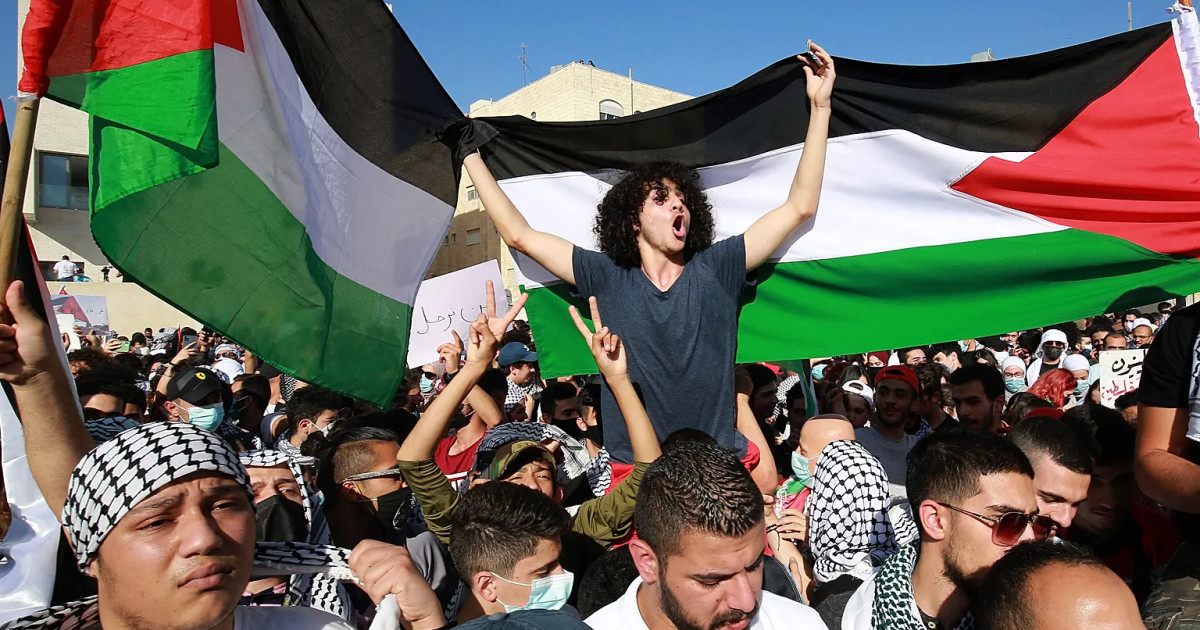 مظاهرة تضامنية مع فلسطين في باريس تُطالب بفرض عقوبات على "إسرائيل"